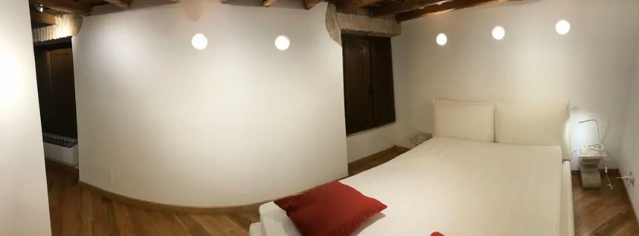 شقة La Casa Dei Marmi روما